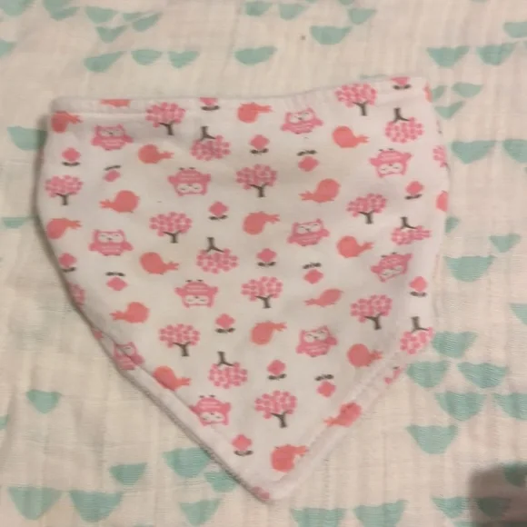 Bibs - Picture 2 of 6